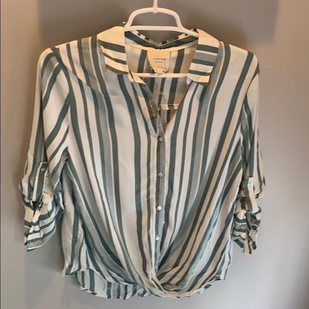 Francesca’s Harper Heritage button up